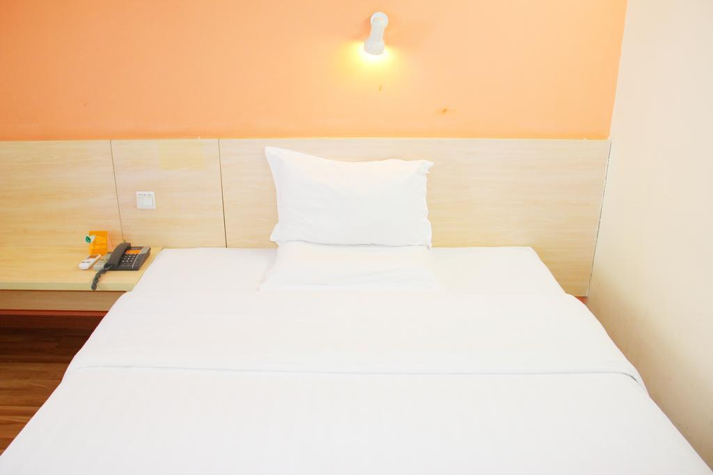 7Days Inn Zhuhai Hengqin Changlong Wanzai Port Buitenkant foto